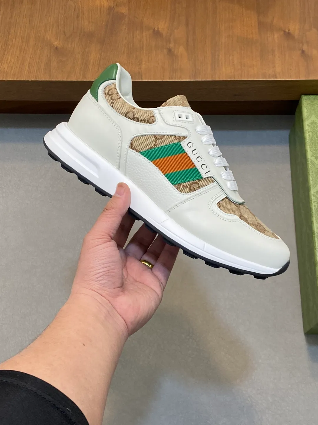 Factory price: 460💰[Gucci] Gucci - High-end quality original order - Upper: Nappa calfskin, pebbled calfskin, computer embroidered brand totem - Inner: water-dyed cowhide - Outsole: ultra-light T men's shoes 💰U·Rubber; two-color molded outsole - Super high quality control·Fine workmanship: highlighted (high-end·luxury·grade) -Size: 38-45